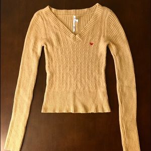 Aéropostale fitted sweater!