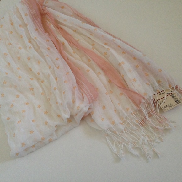 Lightweight floral scarf