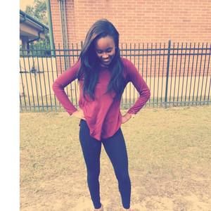 Meet your Posher, Mikela