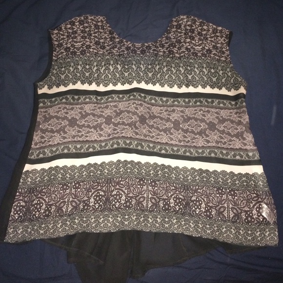 Top from Maurice's