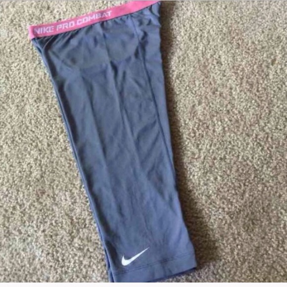 Nike pro combat