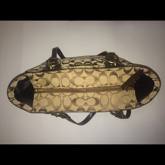 Used - Picture 3 of 4