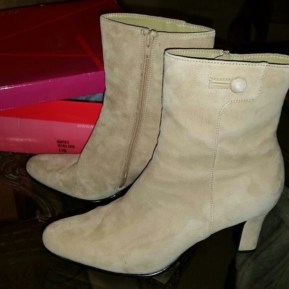 Natural beige suede boots 8.5