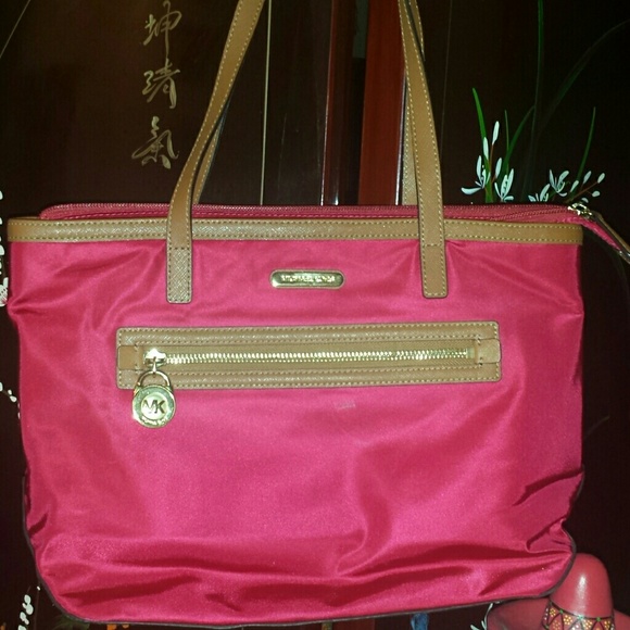 "Sale"Michael Kors bag