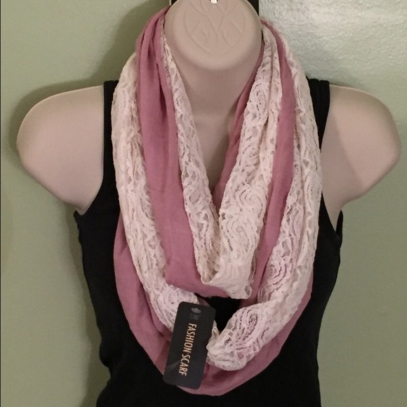 D&Y Accessories - ✨NWT✨ D&Y Pink and Lace Figure 8 Scarf