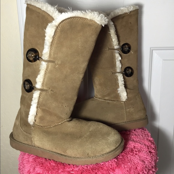 Genuine Suede Upper Faux fur mid calf boots!