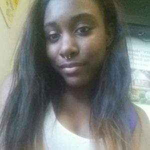 Meet your Posher, Evelyn