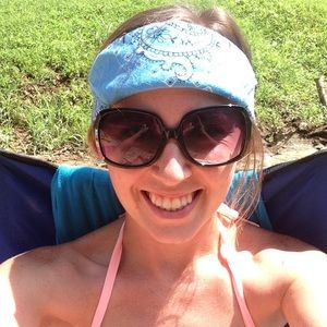 Meet your Posher, Bobbi