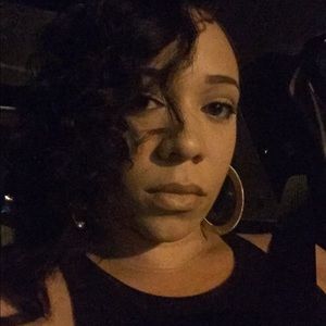 Meet your Posher, Jazmine