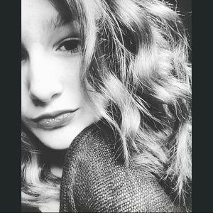 Meet your Posher, Madelyn