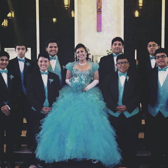 Meet your Posher, Isabella