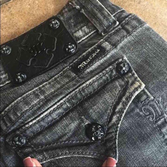 Black miss me jeans