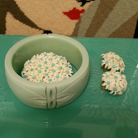 Carved vintage bracelet