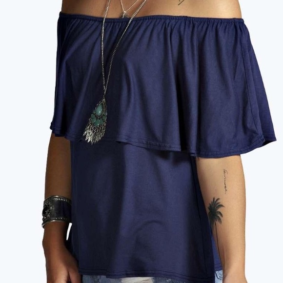 Tops - ✋🏻SOLD🎉HOST PICK🎉Off-Shoulder Navy Viscose Top