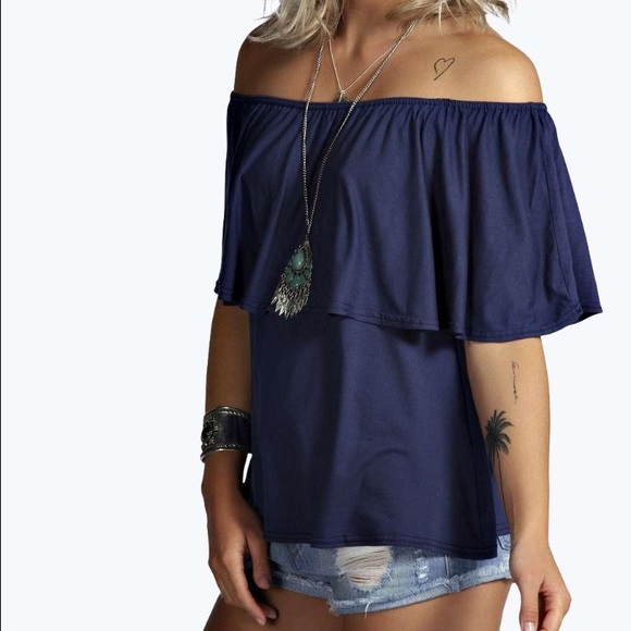 ✋🏻SOLD🎉HOST PICK🎉Off-Shoulder Navy Viscose Top - Picture 3 of 4