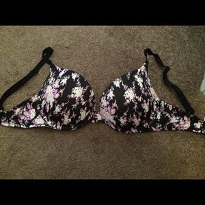Vs bra like new