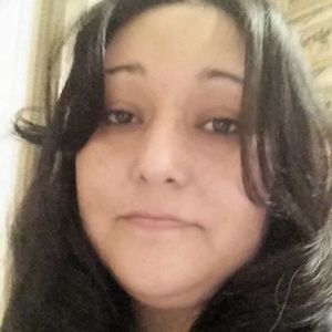 Meet your Posher, Yolanda