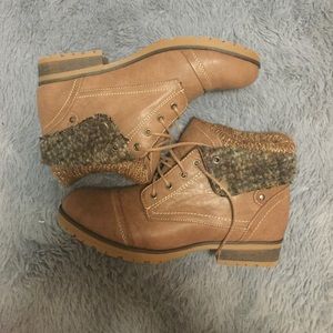 Taupe Colored Fold Down Combat Boots!