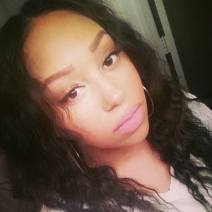 Meet your Posher, Natasha