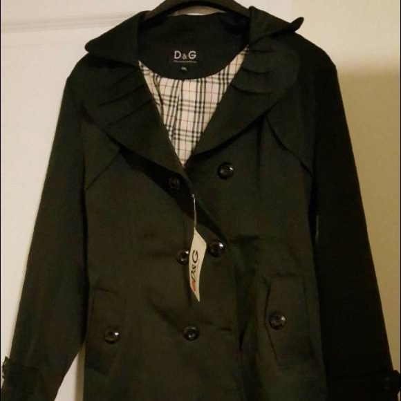 Dolce and Gabbana trench jacket. - Picture 1 of 3