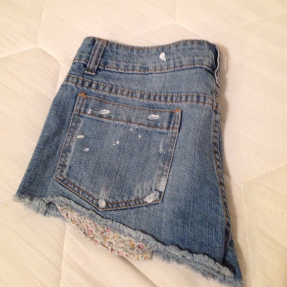 Love note shorts