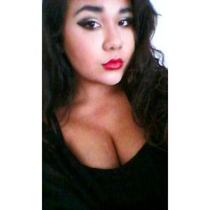 Meet your Posher, Layla