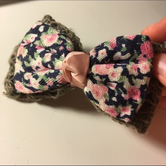 Hair Accessories!! - Picture 1 of 2