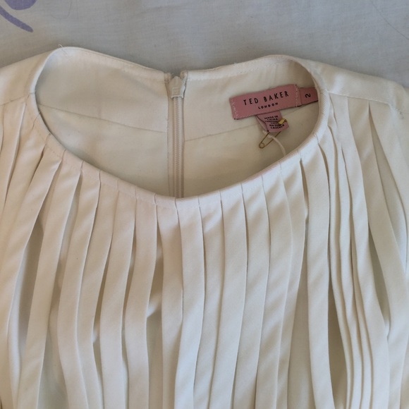 Beautiful Ted Baker Cream Peplum Dress - Picture 4 of 8