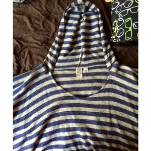 Billabong hooded poncho