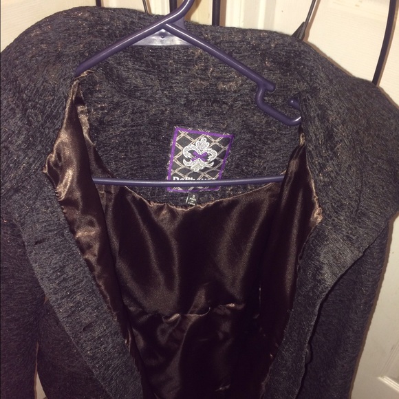 Black Jacket with Ruffles - Picture 4 of 4