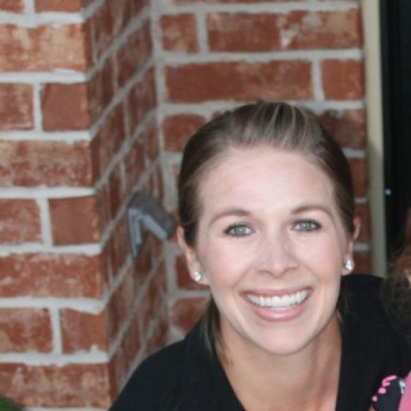 Meet your Posher, Audra - Picture 1 of 1