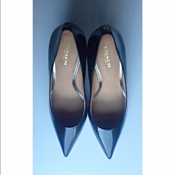 🔴Price Dropped🔴 NIB Coach Teddy Box Calf Heels