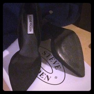 Steve Madden Varcity black suede pumps. Size 9.5