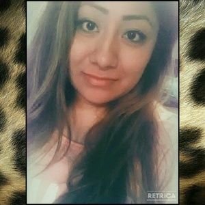 Meet your Posher, Juana