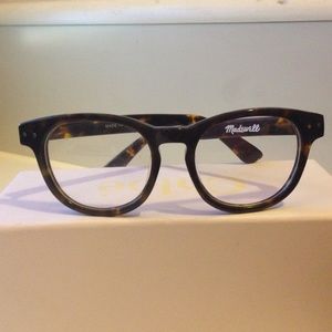 SOLD🎉🎉Madewell glassese