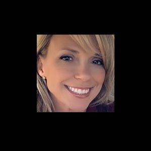 Meet your Posher, Deanna