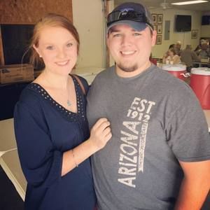 Meet your Posher, Caity