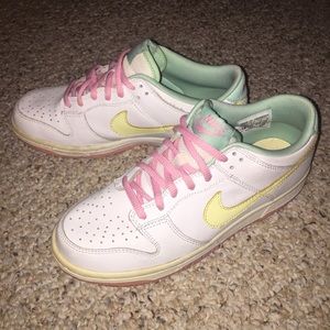 nike shoes pastel colors