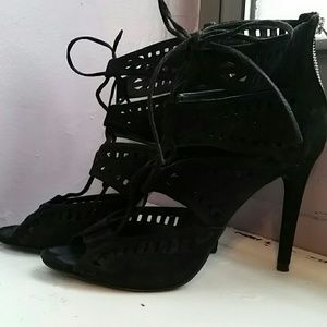 Zara Black Lace-Up Heeled Sandals – Size 9 – Faux Suede Cutout Style