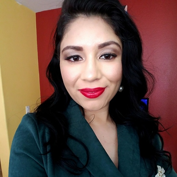 Meet Posh Ambassador Blue Lilly Pad (Patricia) - Picture 7 of 8