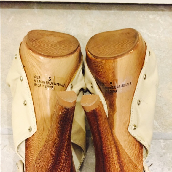 Slouchy peep toe heels - Picture 4 of 4