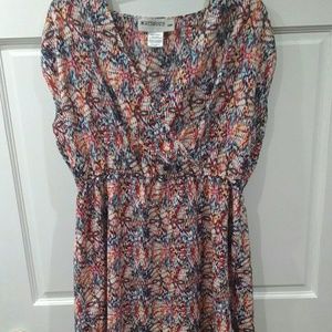 Short 18 womens Kardashian colorful dress.