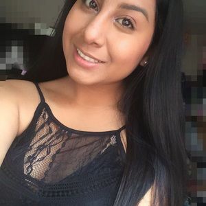 Meet your Posher, Alejandra