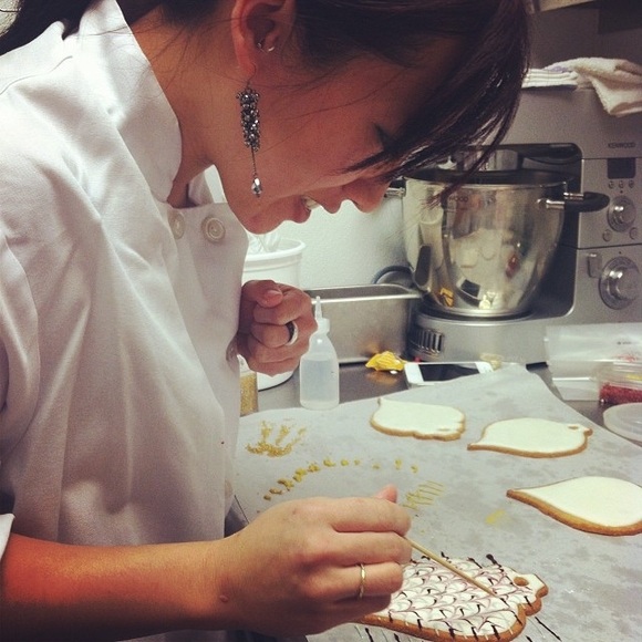 Meet your Posher, Steph - Picture 3 of 3