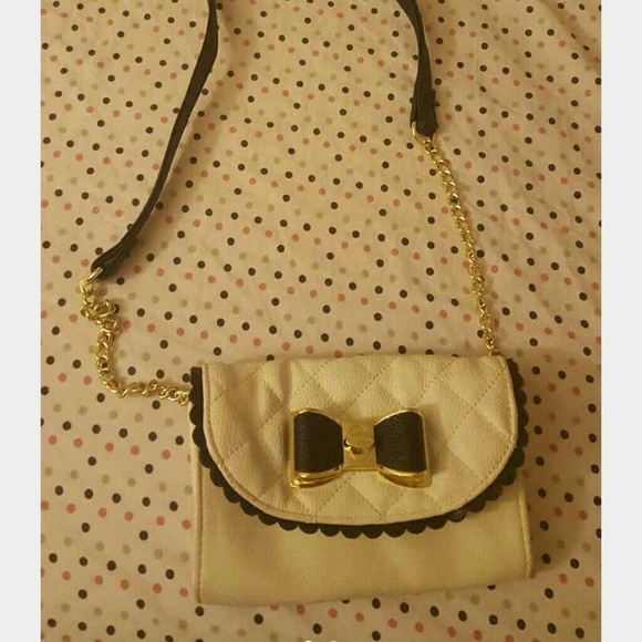 Betsey Johnson Handbags - Purse