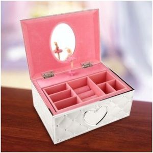 Jewelry box