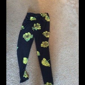 LuLaRoe OS leggings NWOT