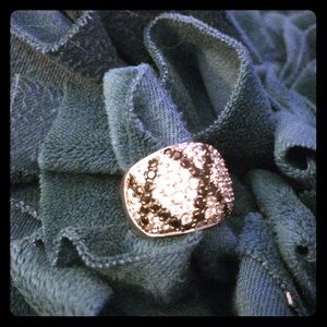 Sterling Silver Black & White Criss-Cross Ring