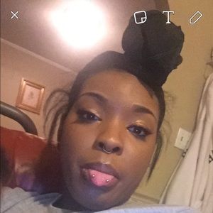 Meet your Posher, Tanisha