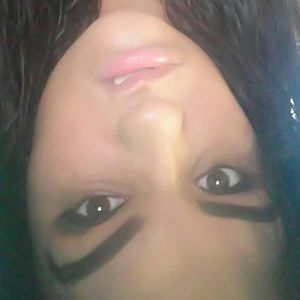 Meet your Posher, Anabel